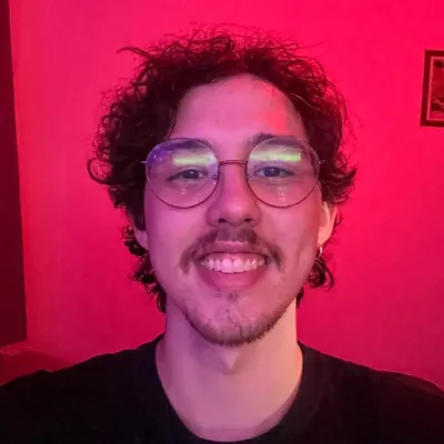 Marcio Cristian, autor e editor do GameSquad